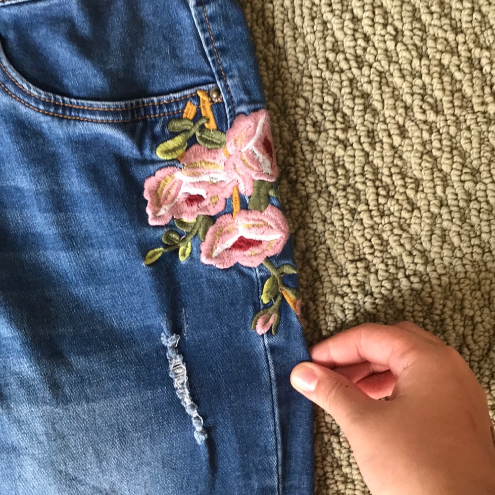 Jeans - Picture 2 of 2